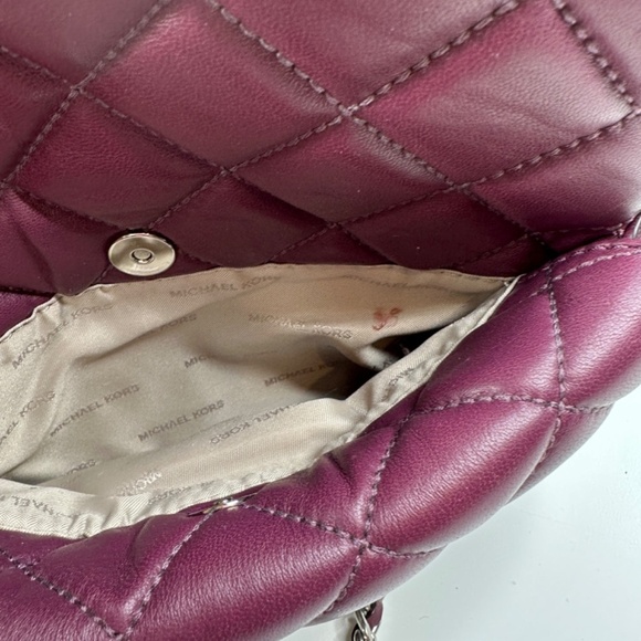 Michael Kors Quilted Burgundy Soft Leather Zip Purse Crossbody Bag Flap Pocket - Picture 8 of 11